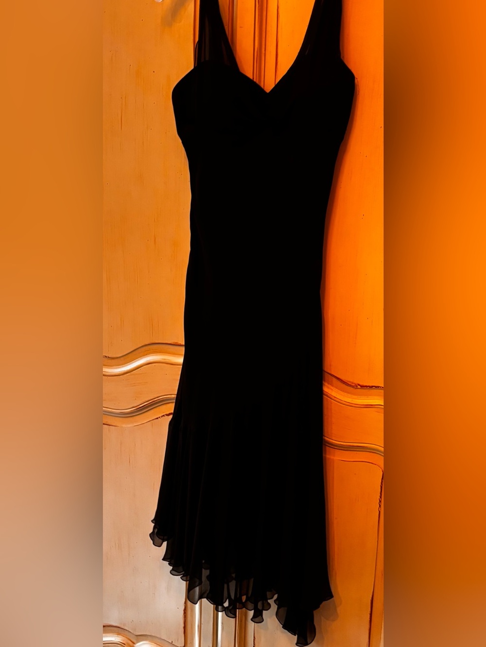 White House, black market, silk Classic Black Sleeveless Midi Dress
